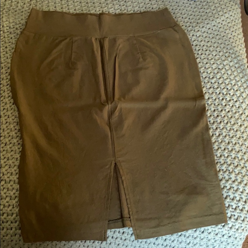 Pencil skirt